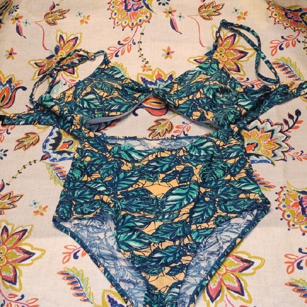 Cupshe Small 1 Piece